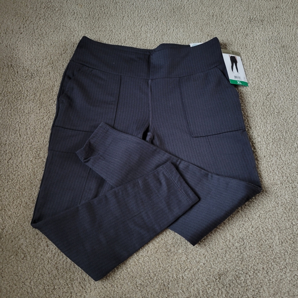 NWT Mondetta fleece lined leggings